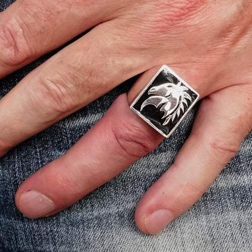 Excellent crafted Men's Chess Ring Horse Head Black - Sterling Silver