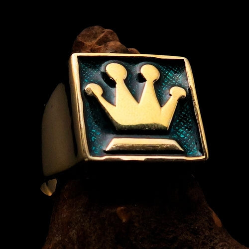 Perfectly crafted Men's Chess Player Ring Queen's Crown Blue - Solid