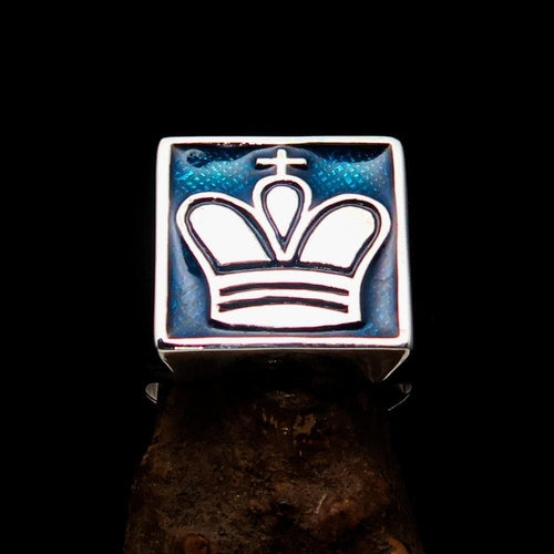 Perfectly crafted Men's Chess Player Ring King's Crown Blue - Sterling