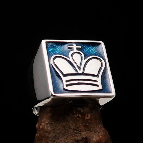 Perfectly crafted Men's Chess Player Ring King's Crown Blue - Sterling