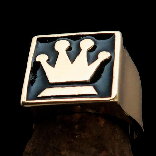 Perfectly crafted Men's Chess Player Ring Queen's Crown Black - Solid