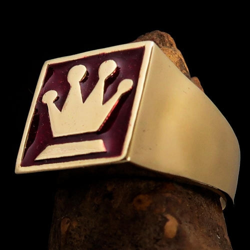 Perfectly crafted Men's Chess Player Ring Queen's Crown Red - Solid