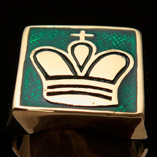 Perfectly crafted Men's Chess Player Ring Green King's Crown - Solid